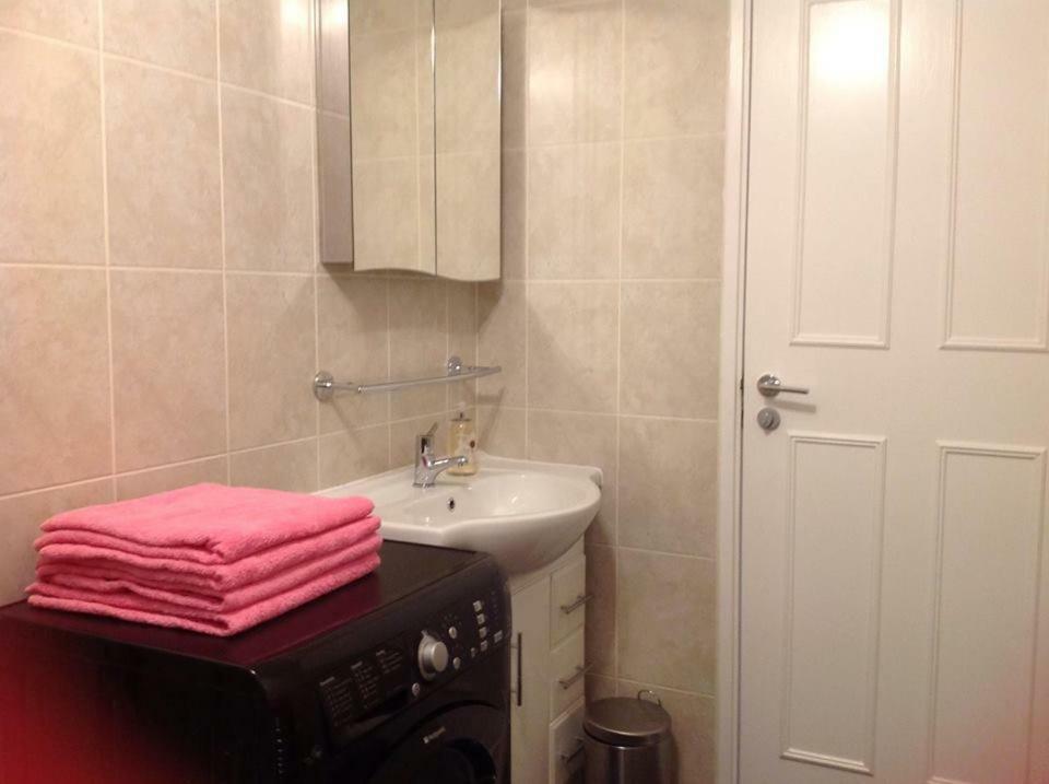 Farriers House Apartment Лондон Екстериор снимка